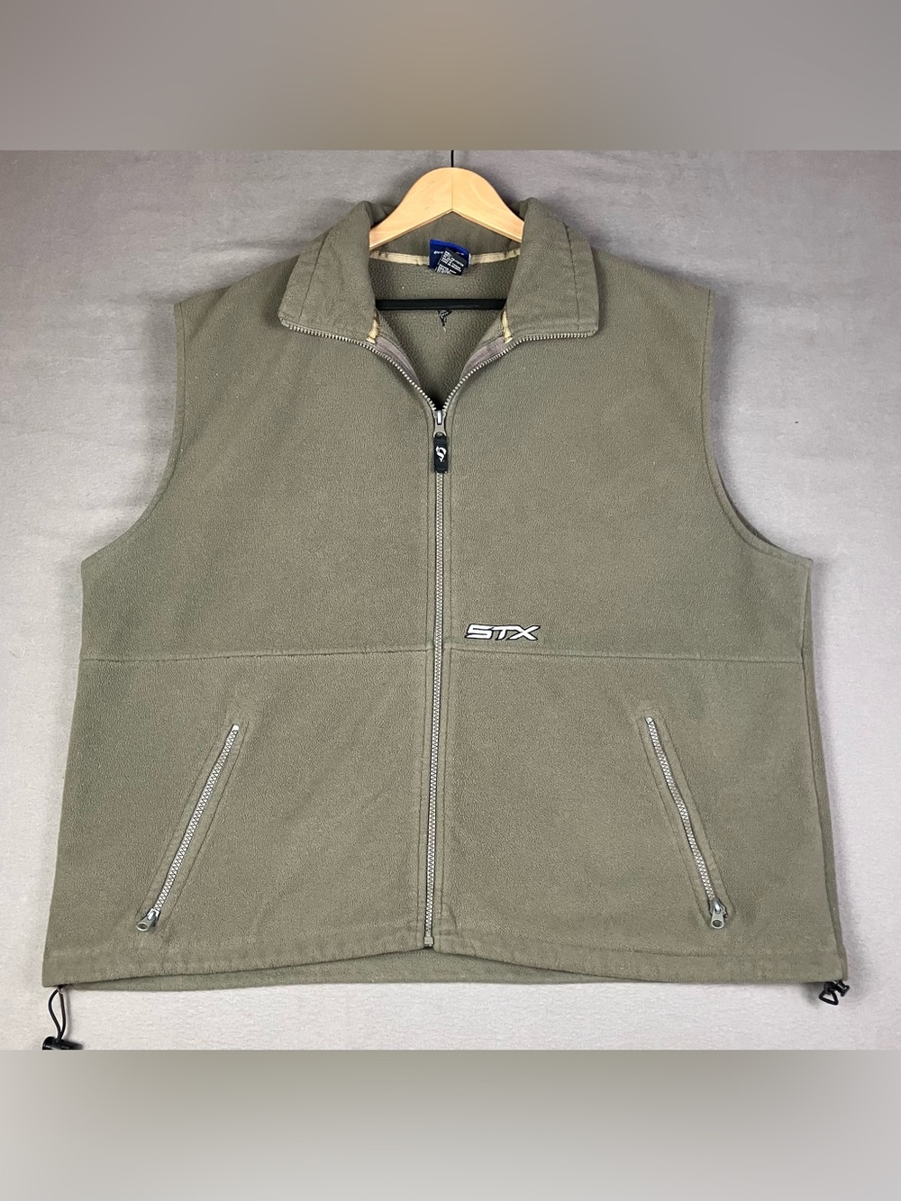 Vintage STX Lacrosse Men’s Size XL Fleece Full Zip Vest Pockets Gray / Green. In